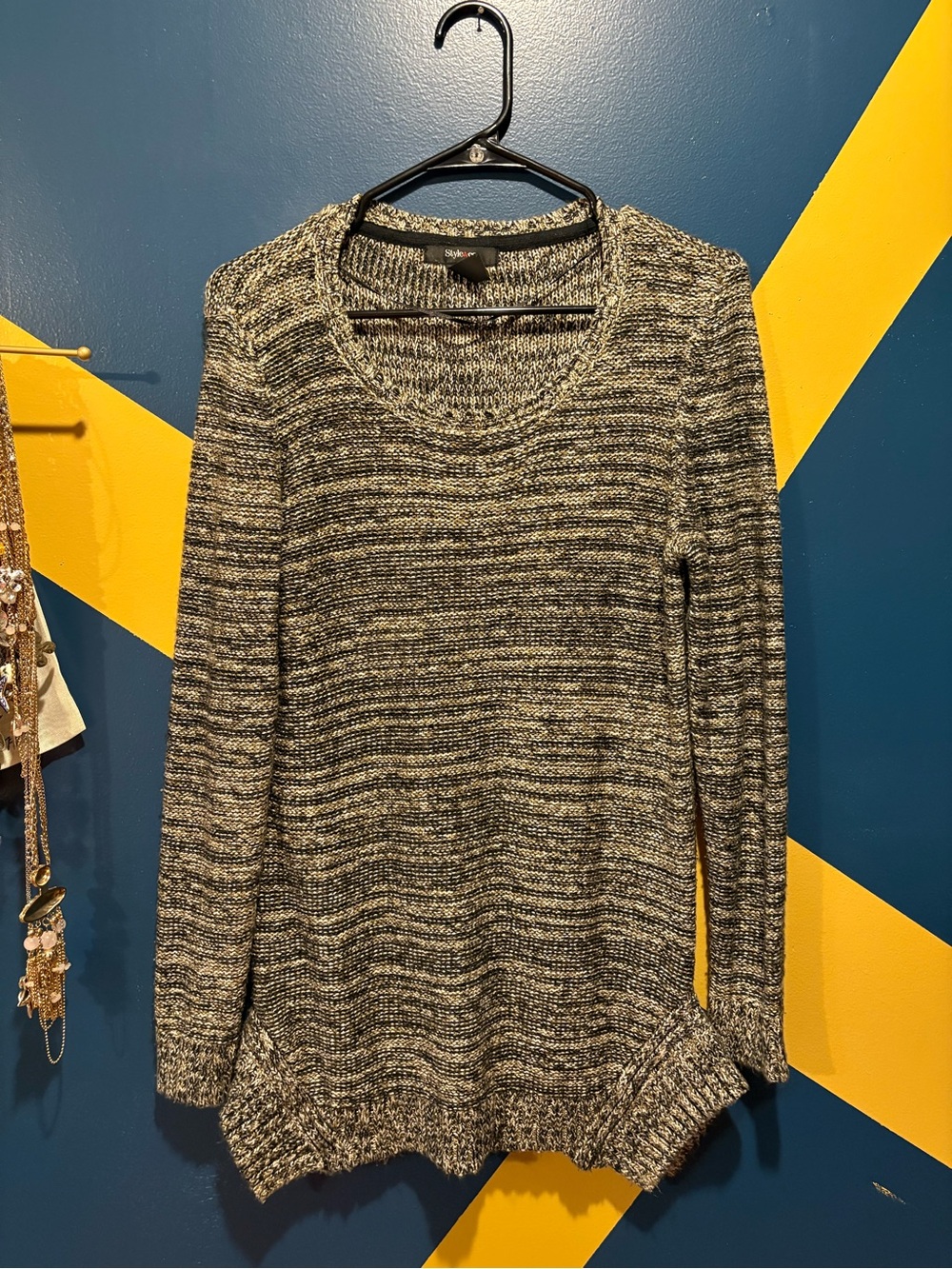 Style & Co. Black, White & Gold Medium Weight Sweater EUC